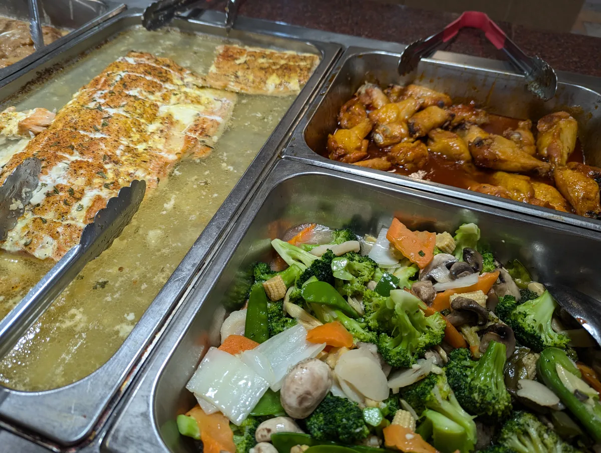 Vegetables & other dishes in the buffet trays